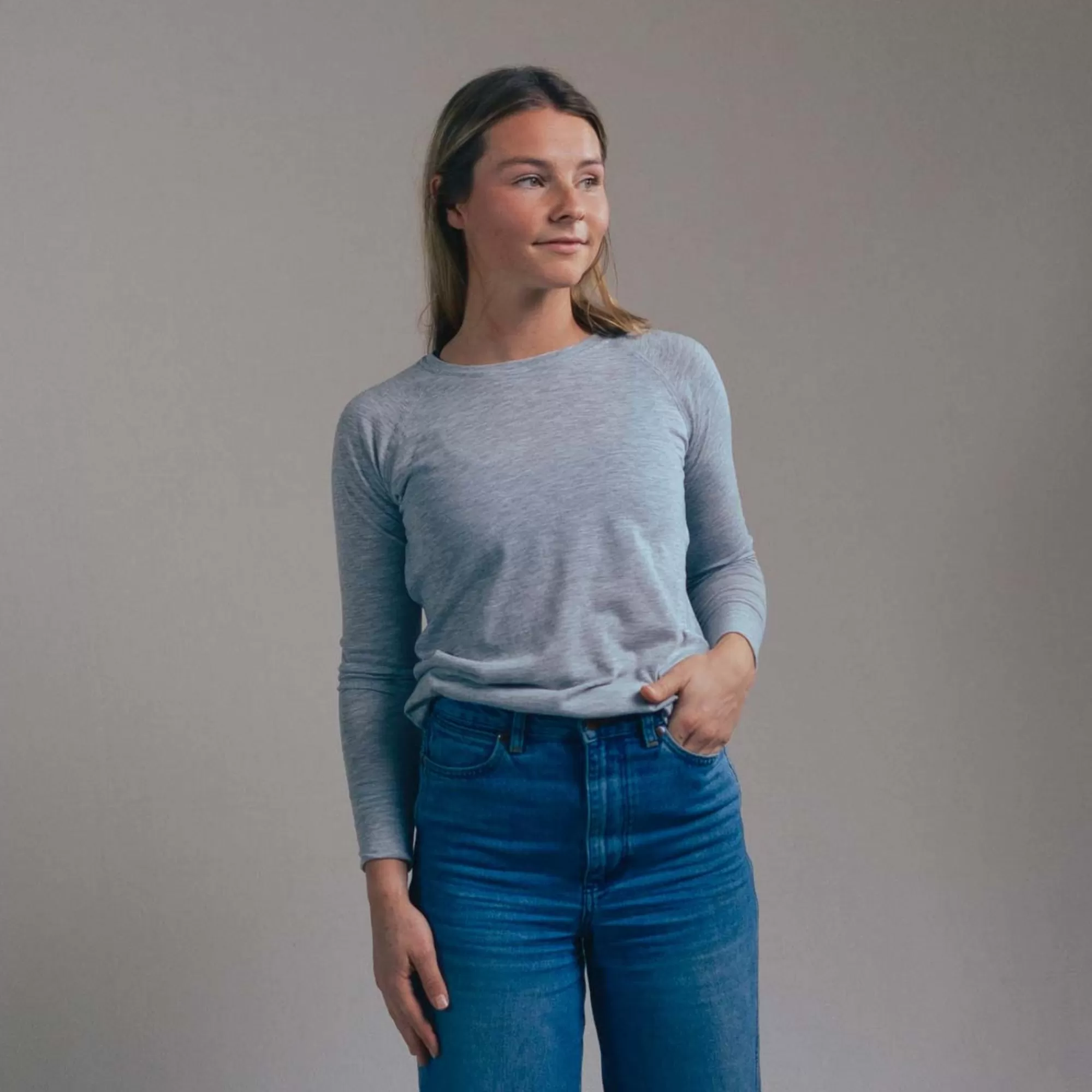 womens_vapor_long_sleeve_crew_5-3.webp Women'S Vapor Long Sleeve Crew | Duckworth New