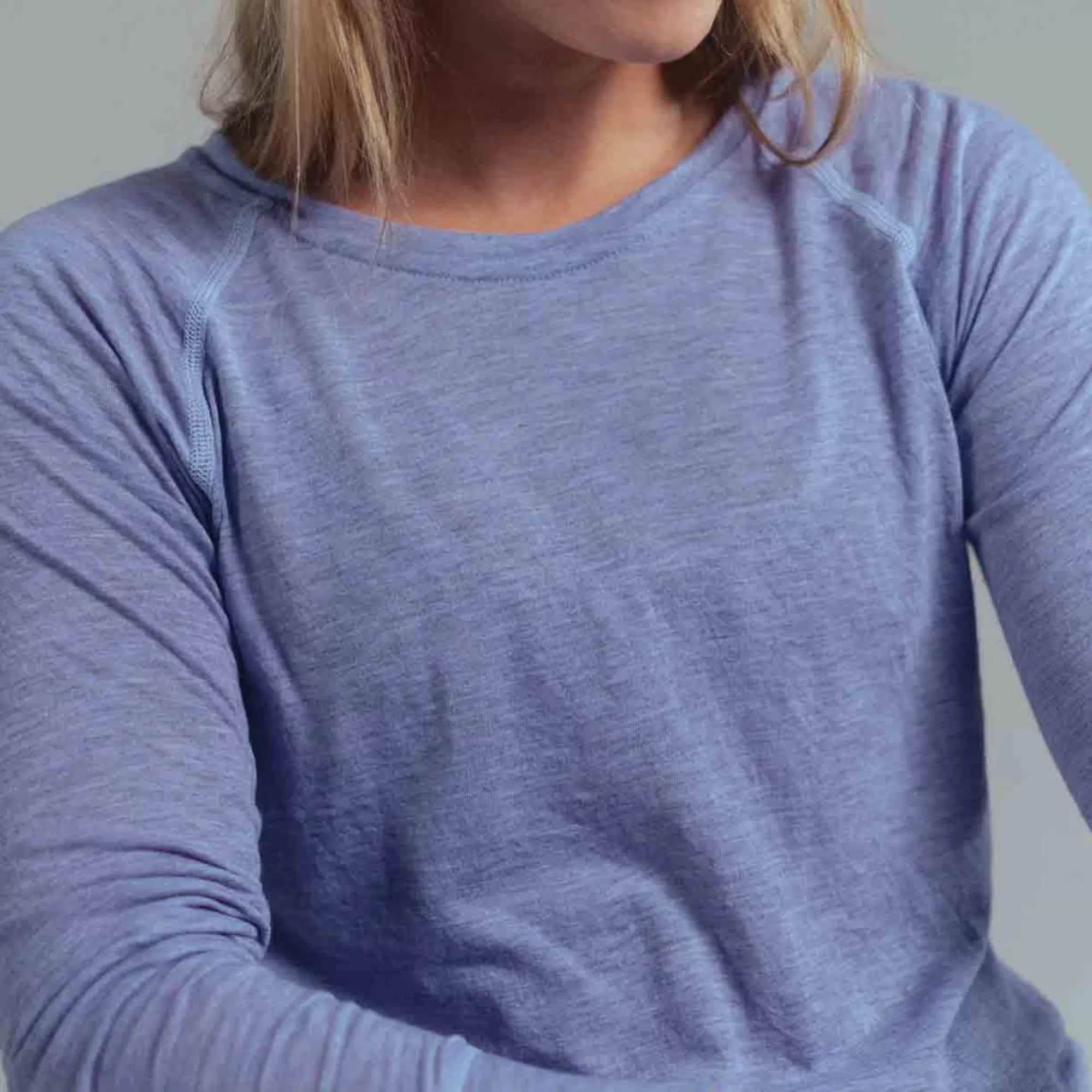 womens_vapor_long_sleeve_crew_9-3.webp Women'S Vapor Long Sleeve Crew | Duckworth New