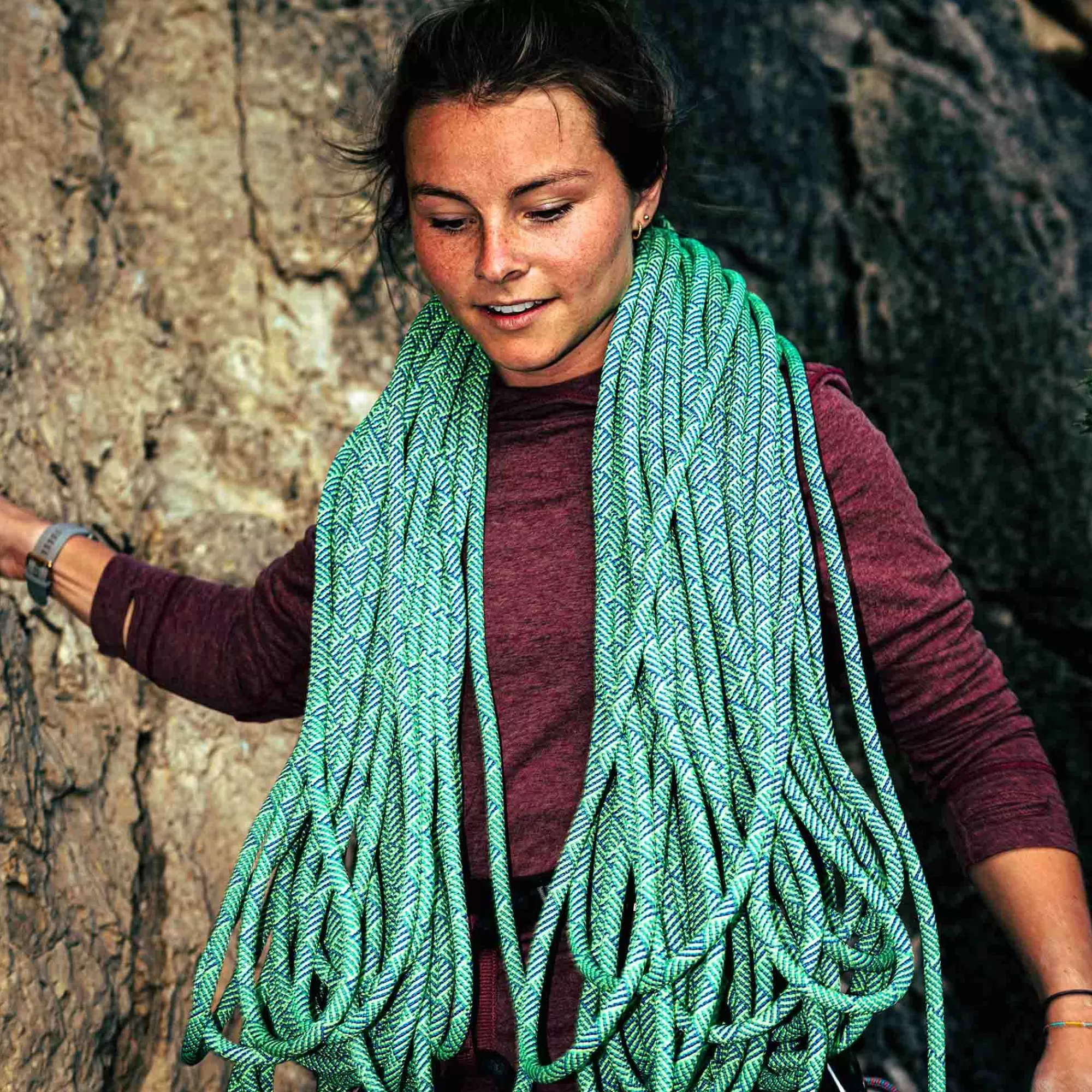 womens_vapor_tunnel_hood_7-5.webp Women'S Vapor Tunnel Hood | Duckworth Online